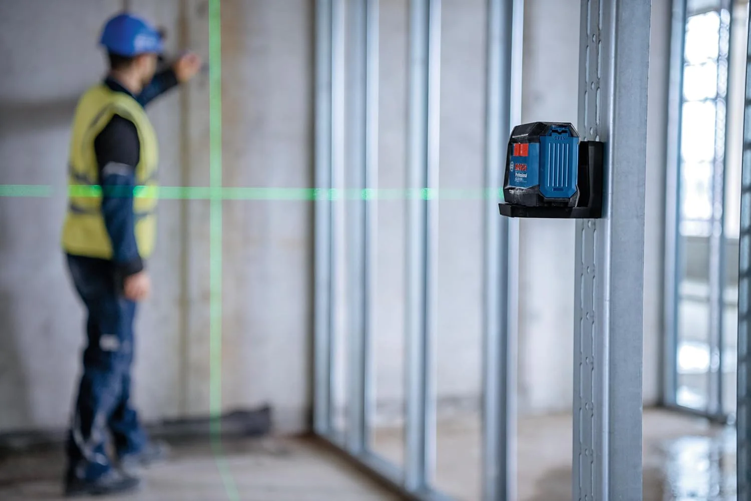 BOSCH GLL50-20G, Green-Beam Self-Leveling Cross-Line Laser - Image 11