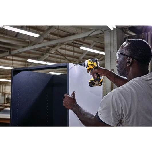 DEWALT DCF809B, ATOMIC 20V MAX Brushless 1/4'' Compact Impact Driver (Tool Only) - Image 2