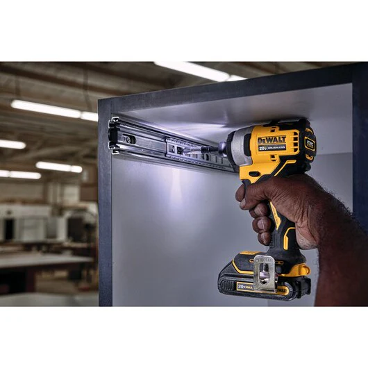 DEWALT DCF809B, ATOMIC 20V MAX Brushless 1/4'' Compact Impact Driver (Tool Only) - Image 3