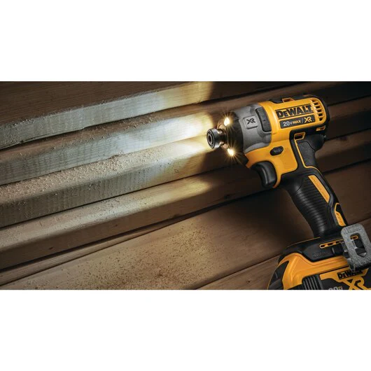 DEWALT DCF886B, 20V MAX XR Brushless 1/4'' Impact Driver (Tool Only) - Image 2