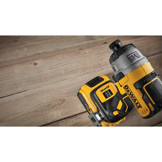 DEWALT DCF886B, 20V MAX XR Brushless 1/4'' Impact Driver (Tool Only) - Image 3