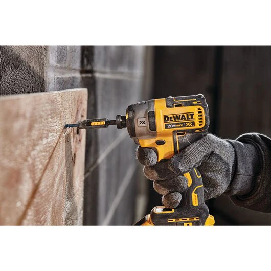 DEWALT DCF886B, 20V MAX XR Brushless 1/4'' Impact Driver (Tool Only) - Image 4