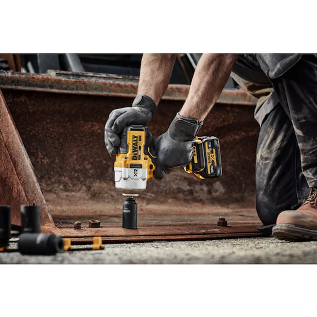 DEWALT DCF961GP1, 20V MAX XR Brushless Cordless 1/2-In High Torque Impact Wrench with Hog Ring Anvil Kit - Image 7