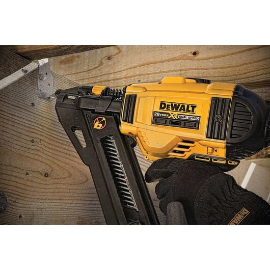 DEWALT DCN693M1, 20V MAX XR Metal Connecting Nailer Kit - Image 5
