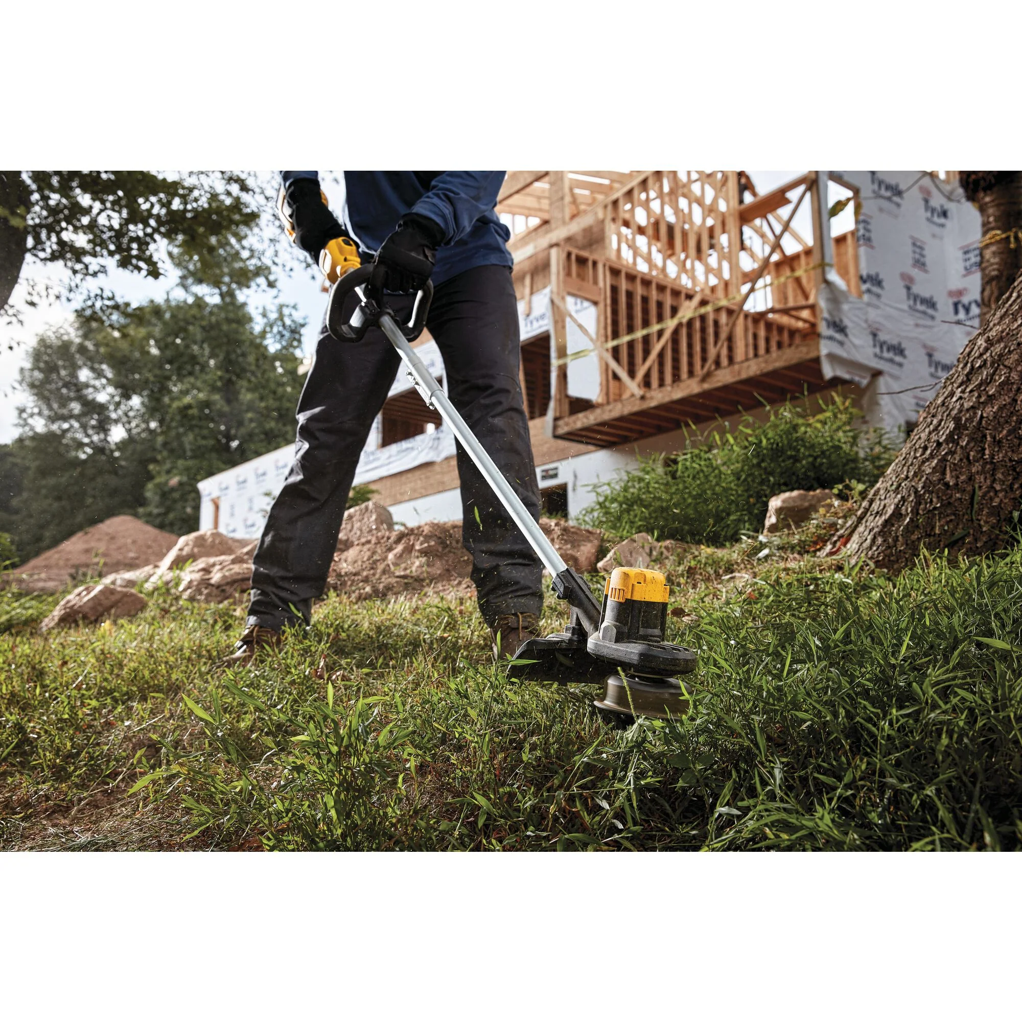DEWALT DCST925M1, 20V MAX Brushed String Trimmer Kit (4.0 Ah) - Image 2