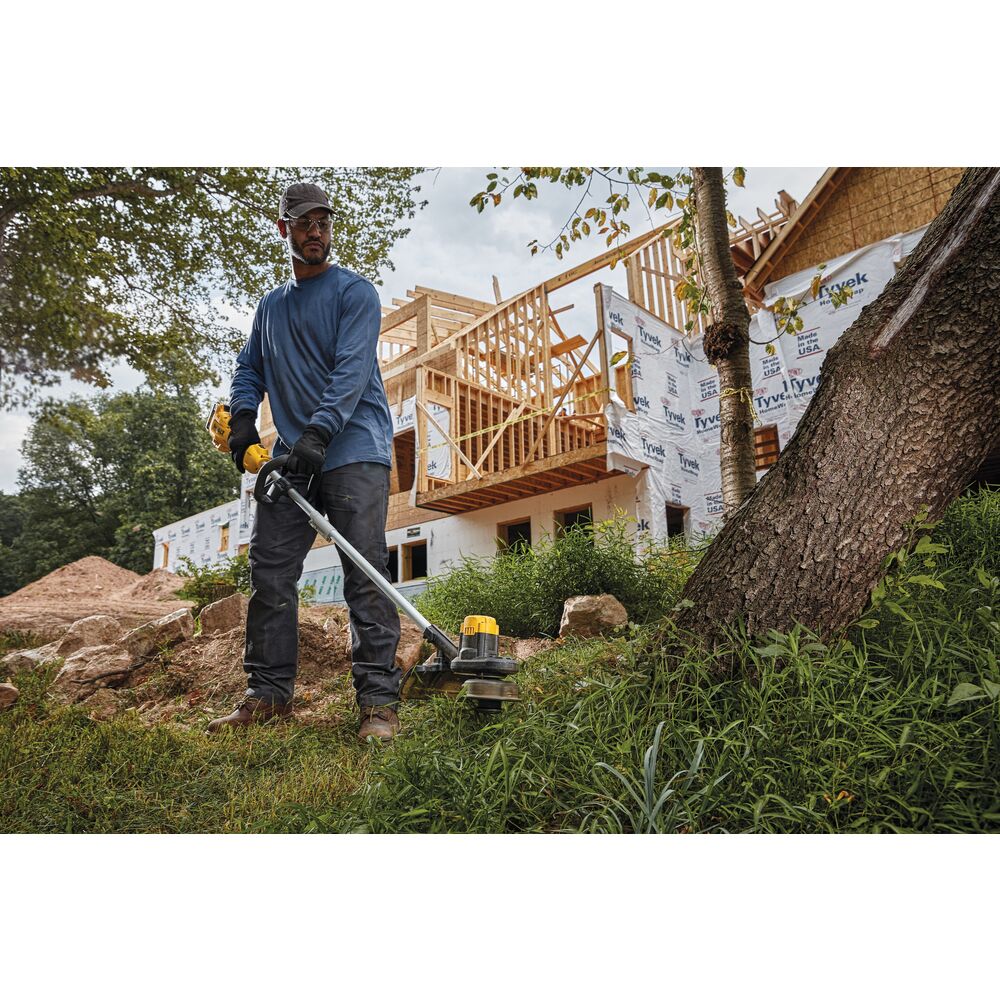 DEWALT DCST925M1, 20V MAX Brushed String Trimmer Kit (4.0 Ah) - Image 4