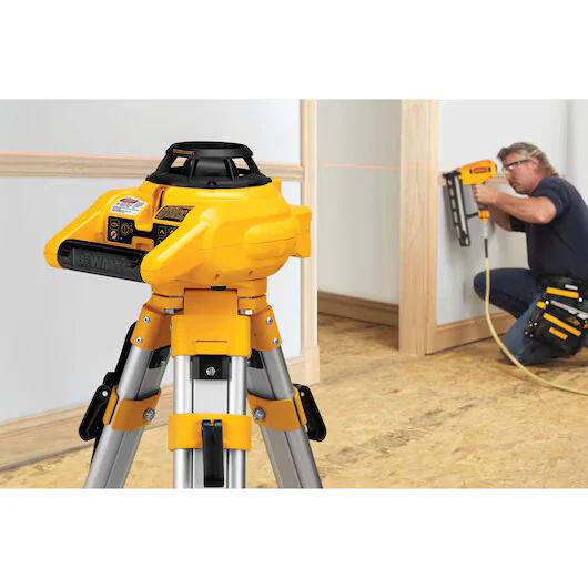 DEWALT DW074KD,  ALKALINE SELF-LEVELING ROTARY LASER - H - Image 9