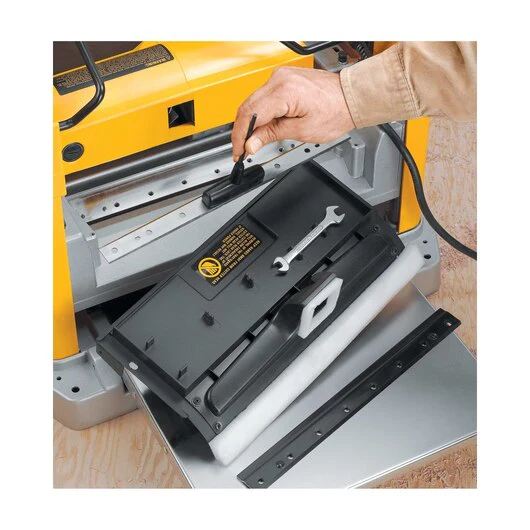 DEWALT DW734, 12-1/2'' Thickness Planer with Three Knife Cutter-Head - Image 3
