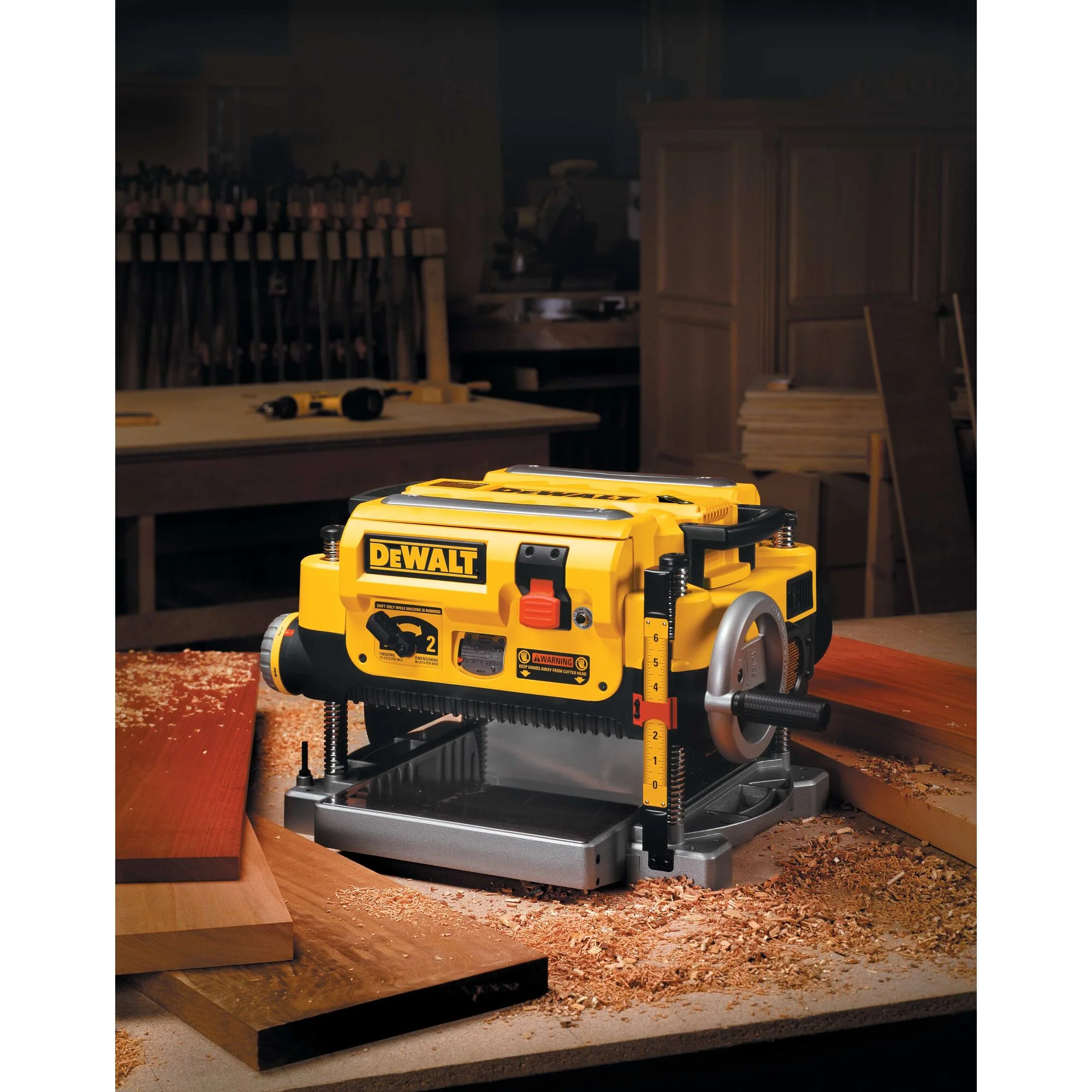 DEWALT DW735, 13'' Three Knife, Two Speed Thickness Planer - Image 5