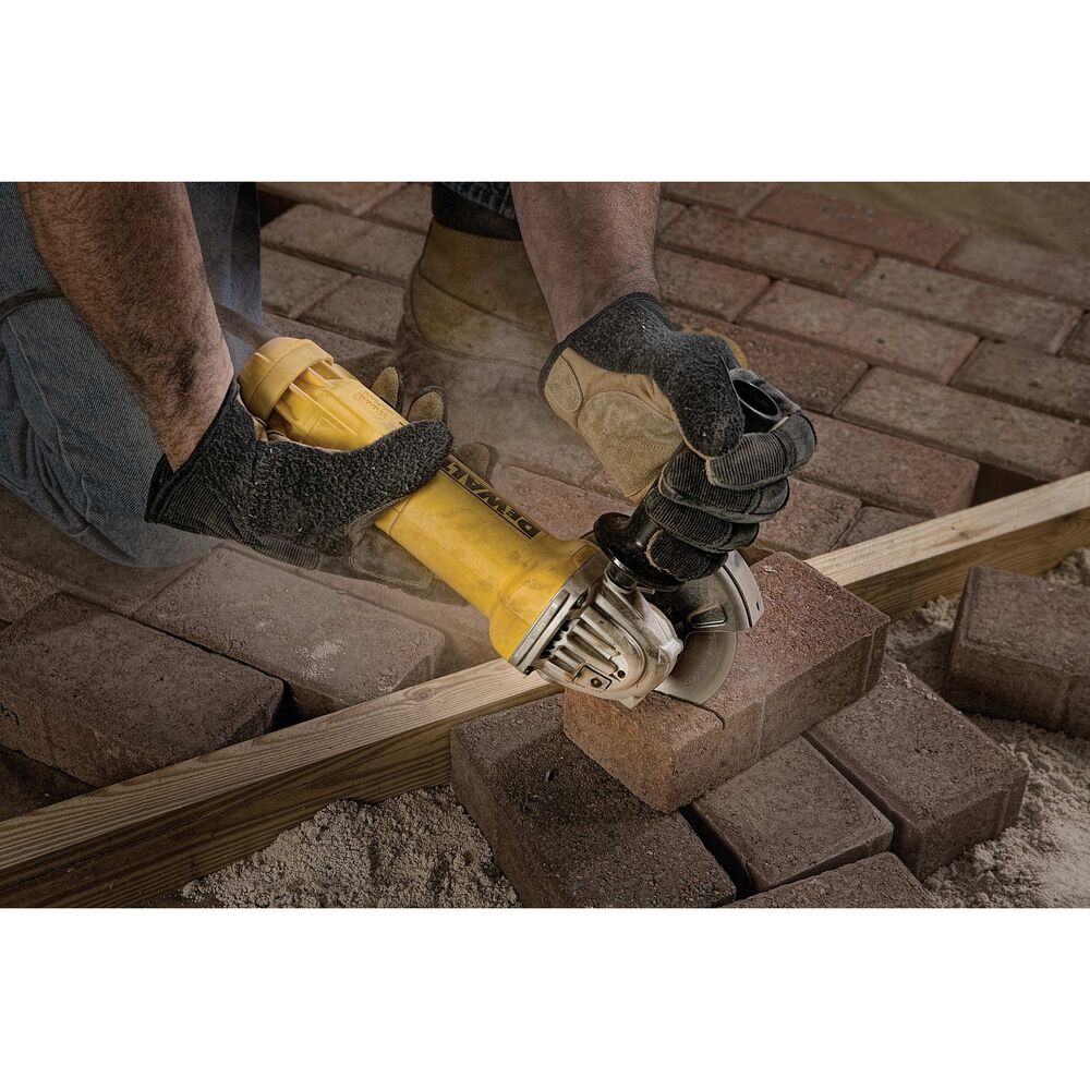 DEWALT DWE402, 4-1/2'' (115mm) Small Angle Grinder - Image 2