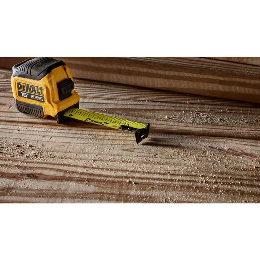 DEWALT DWHT38116S, Atomic Tape Measure 16' - Image 6