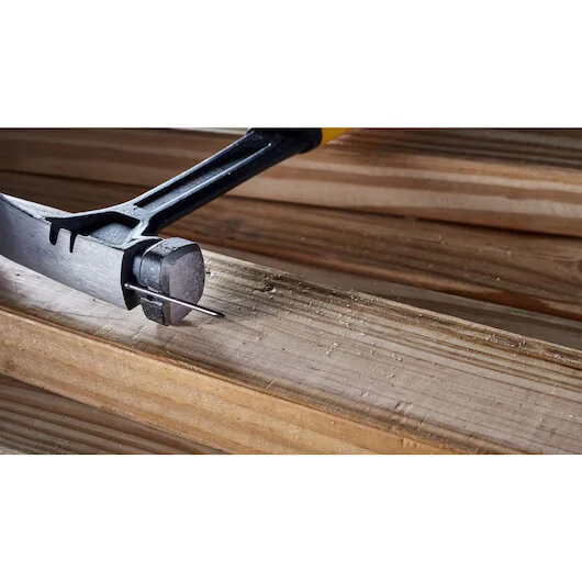 DEWALT DWHT51004, 20 oz. Rip Claw Steel Hammer - Image 6