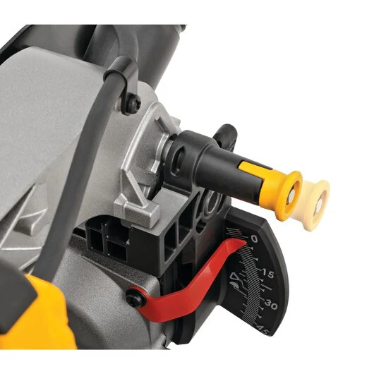 DEWALT DWS715, 12'' Electric Single-Bevel Compound Miter Saw (15 amp) - Image 4