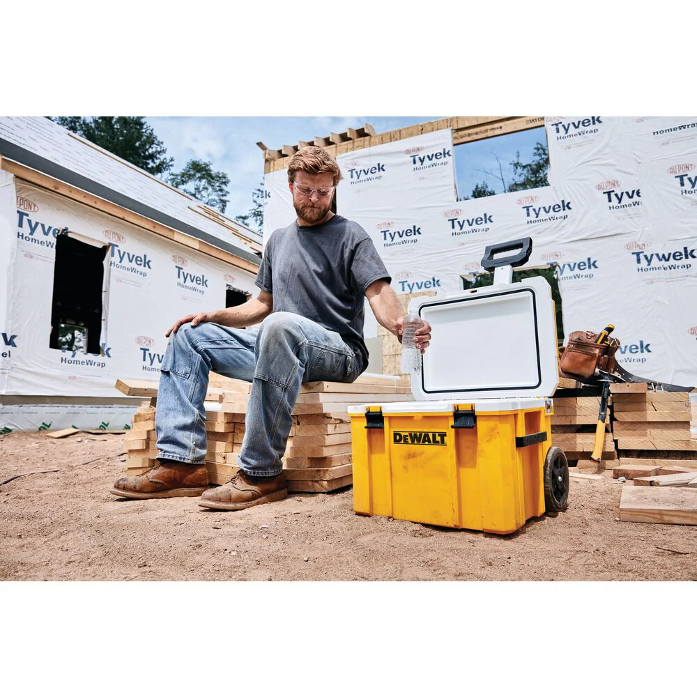 DEWALT DWST17824, TSTAK Cooler - Image 3