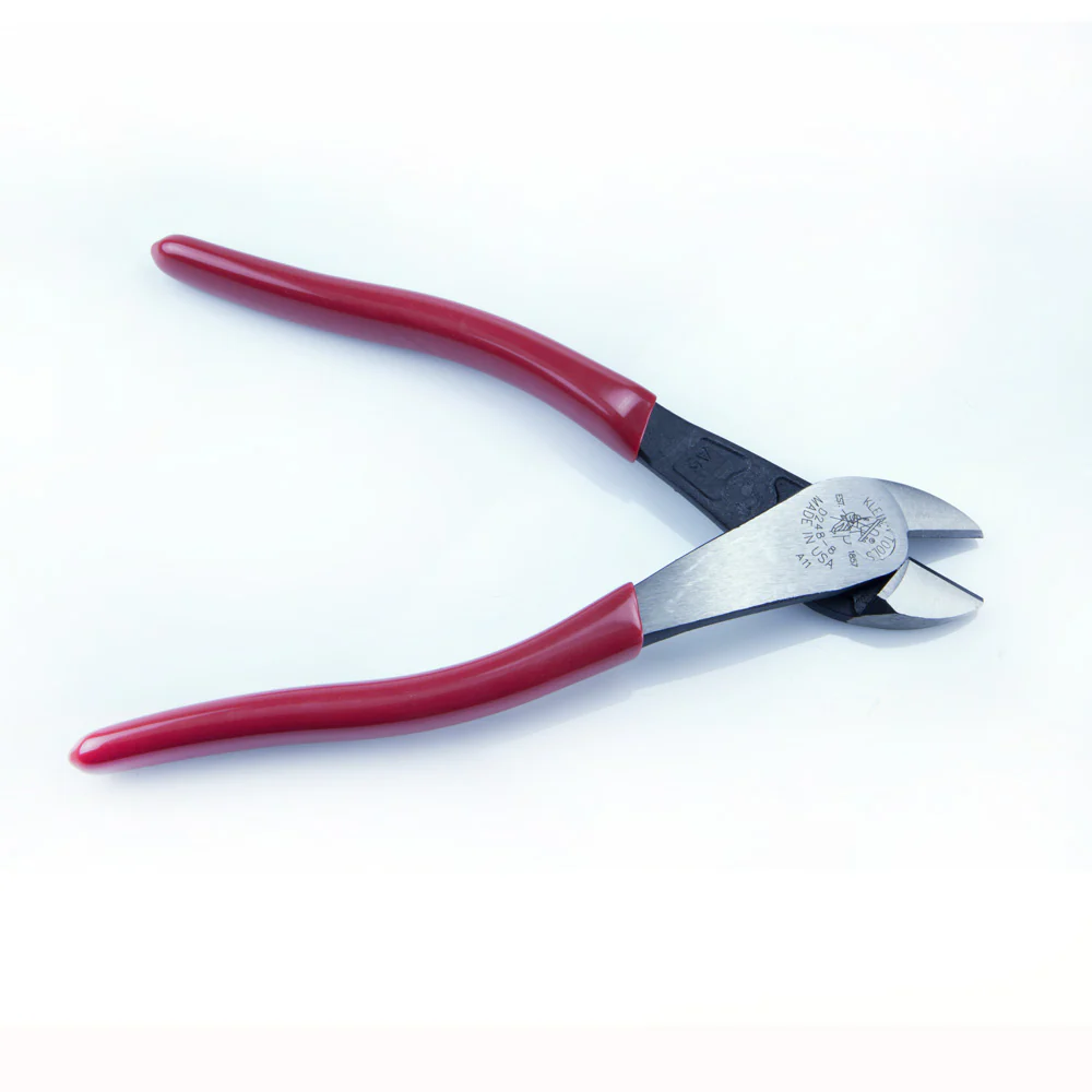 Klein Tools D248-8, Diagonal Cutting Pliers, Angled Head, Short Jaw, 8-Inch - Image 3