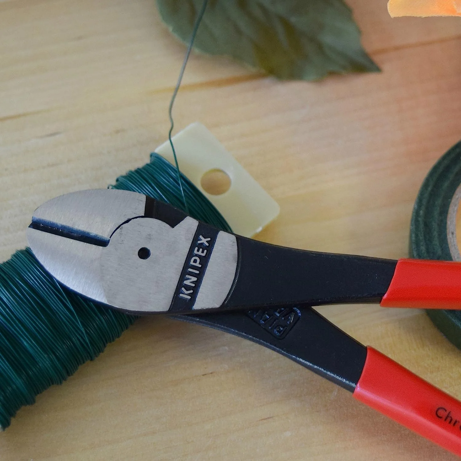 Knipex 74 02 200 SBA, Comfort Grip High Leverage Diagonal Cutters 8" - Image 5