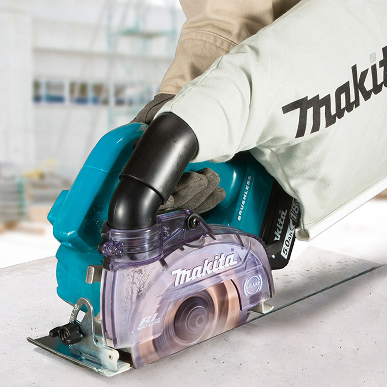 Makita DCC500TEX1, 18V LXT Brushless Cordless 5" Masonry Saw  w/ADT & AWS (5.0Ah x2 Kit) - Image 3