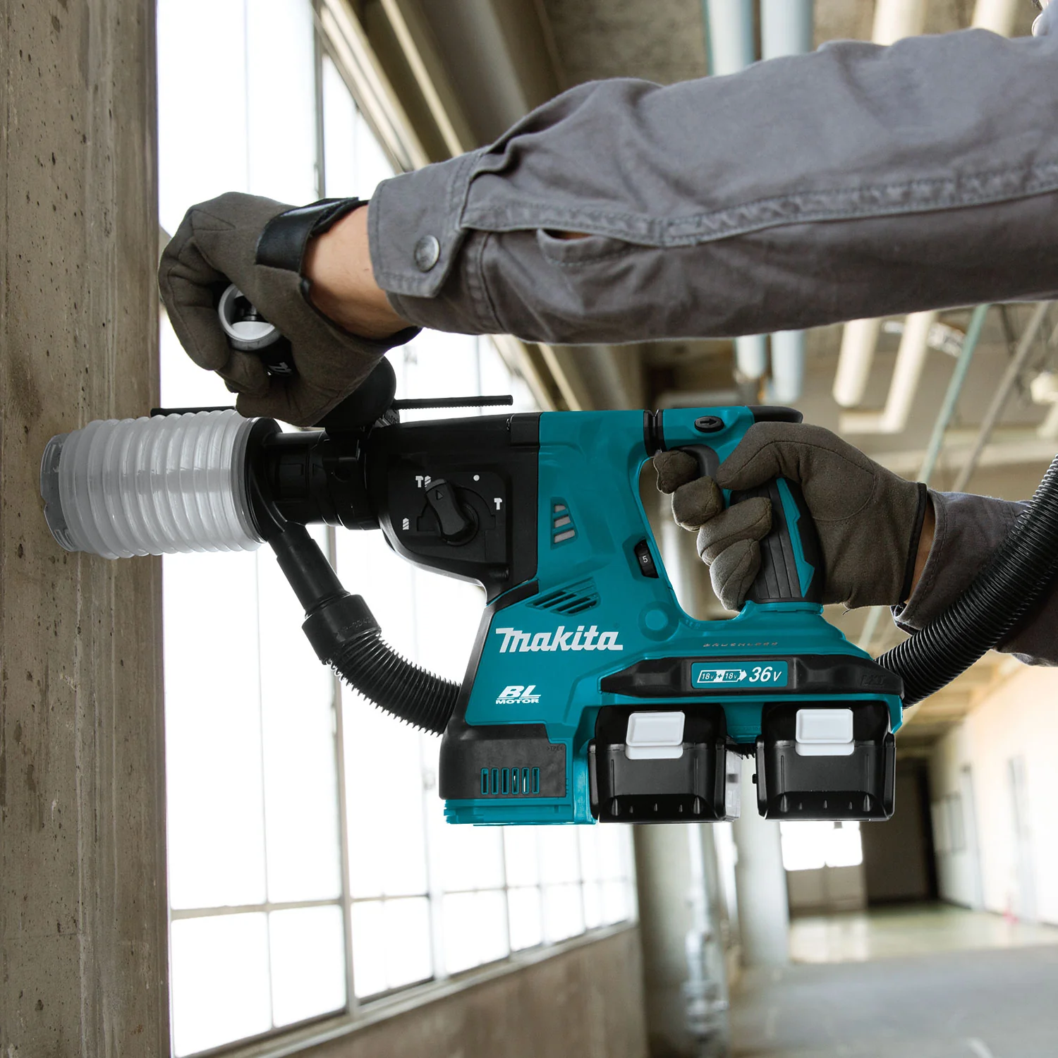 Makita DHR280Z, 36V (18Vx2) LXT Brushless Cordless 1-1/8" Rotary Hammer, SDS-Plus w/XPT & AVT (Tool Only) - Image 2