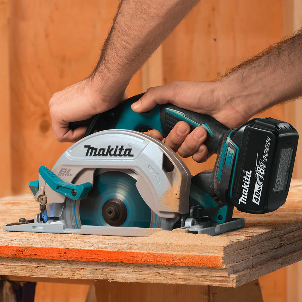Makita DHS680Z, 18V LXT Brushless 6-1/2" Circular Saw (Tool Only) - Image 2