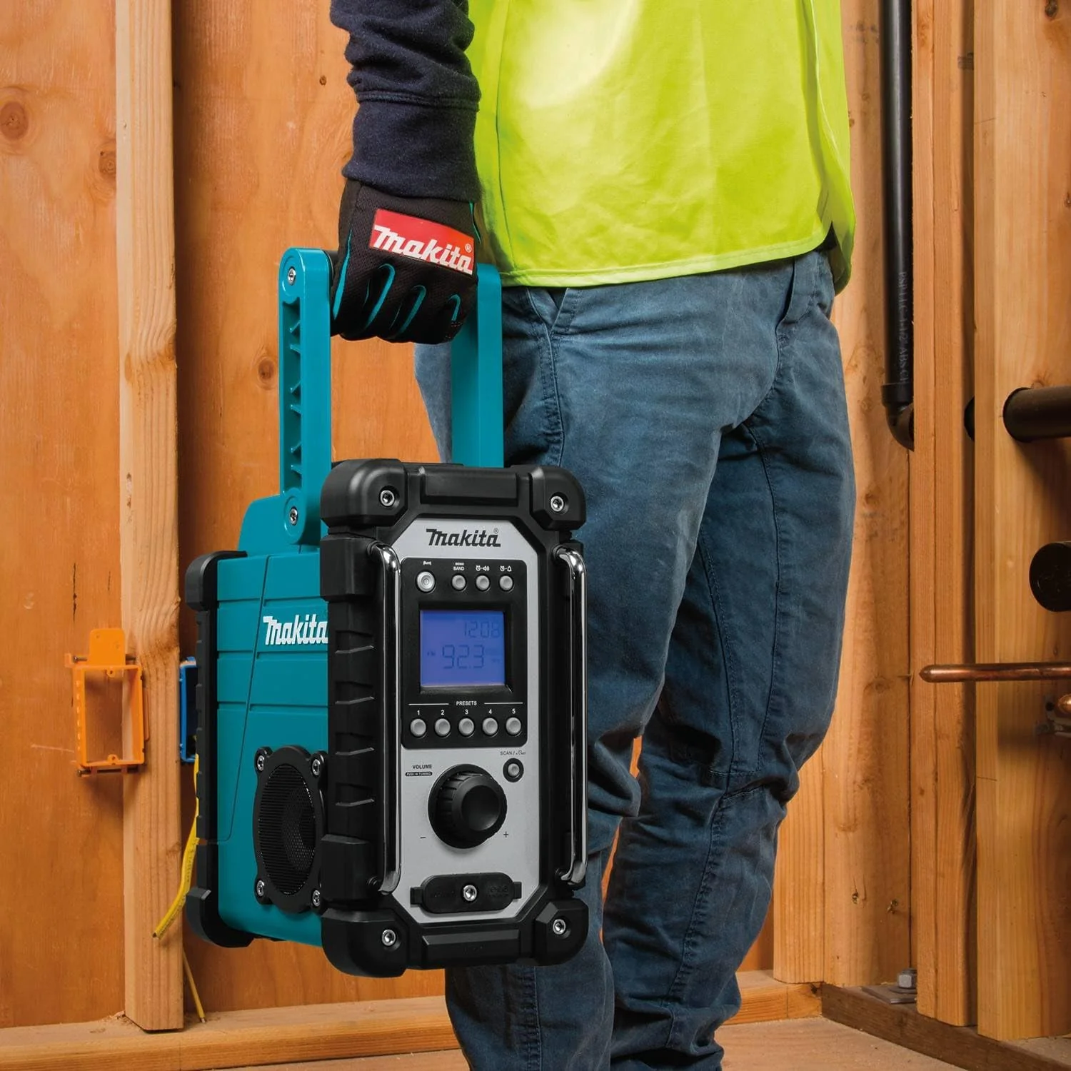 Makita DMR116, 18V LXT Cordless or Electric Jobsite Radio (Tool Only) - Image 7