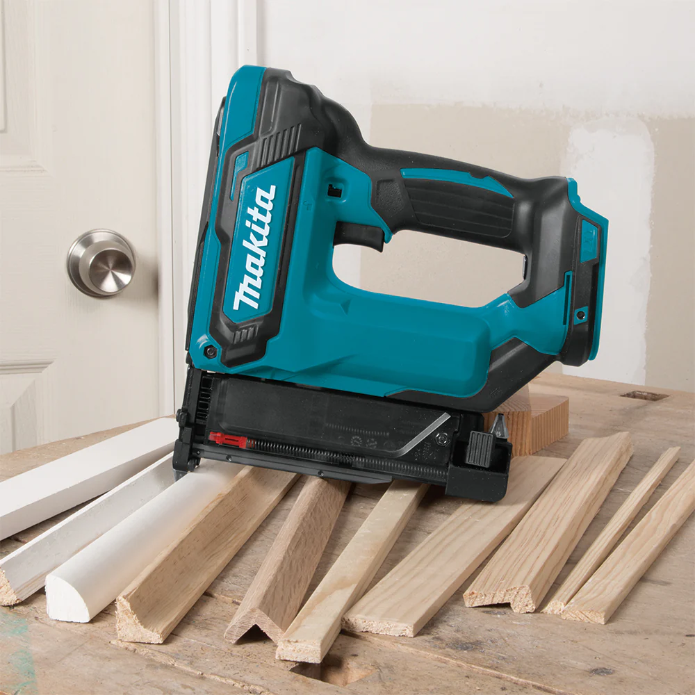 Makita DPT353Z, 18V LXT Pin Nailer 23 Ga (Tool Only) - Image 8
