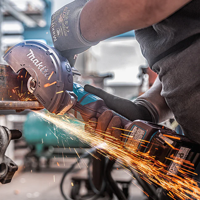 Makita GA050GZ, 40V Max XGT Brushless 5" Angle Grinder W/Paddle Switch (Tool Only) - Image 9