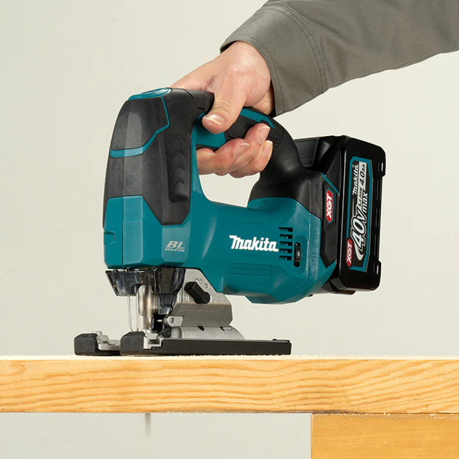 Makita JV002GZ - 40V Max XGT Brushless D-Handle Jig Saw (Tool Only) - Image 4