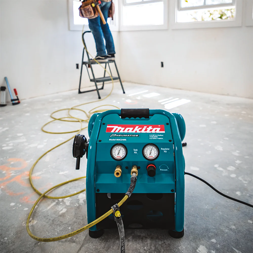 Makita MAC2400, Big Bore 2.5 HP Air Compressor - Image 9