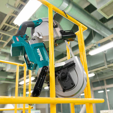 Makita PB002GZ, 40V max XGT Li-Ion Brushless Cordless Band Saw w/XPT (Tool Only) - Image 3