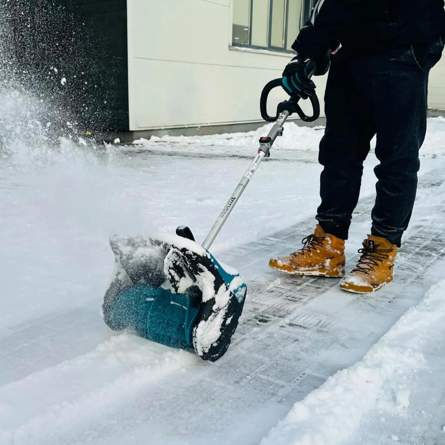 Makita SN400MP, 12" Snow Shovel Attachment - Image 8