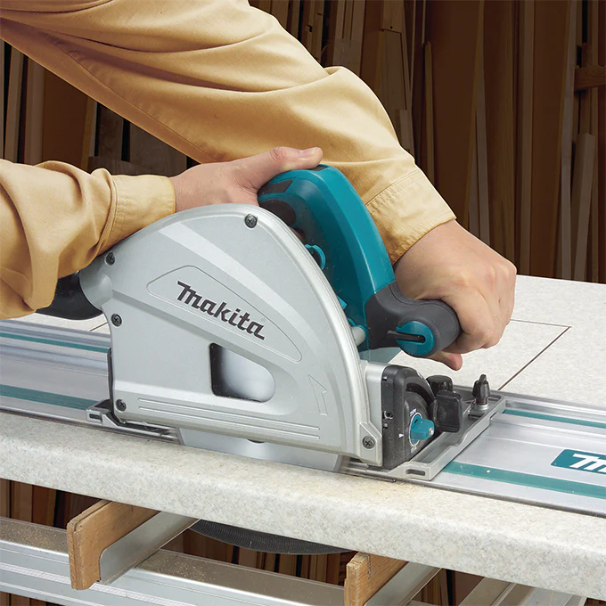 Makita SP6000, 6-1/2" Plunge Cut Circular Saw - Image 2