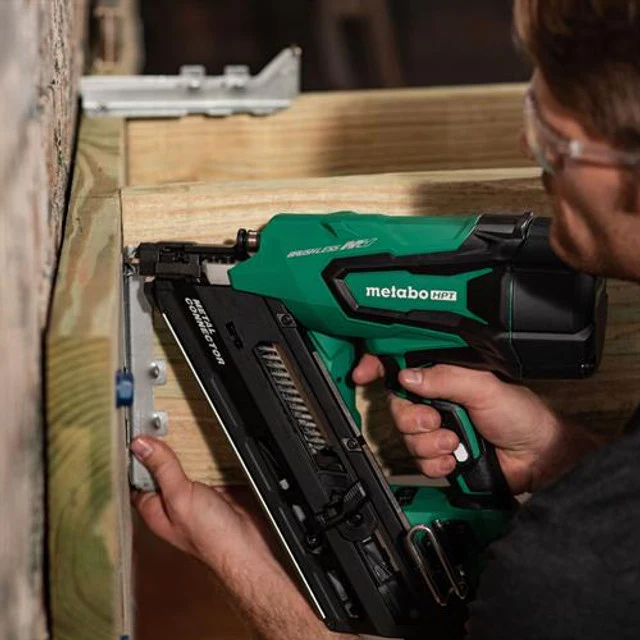 Metabo HPT NR3665DAM, 36V Multi-Volt Cordless Positive Placement Nailer Kit (2.5 Ah) - Image 5