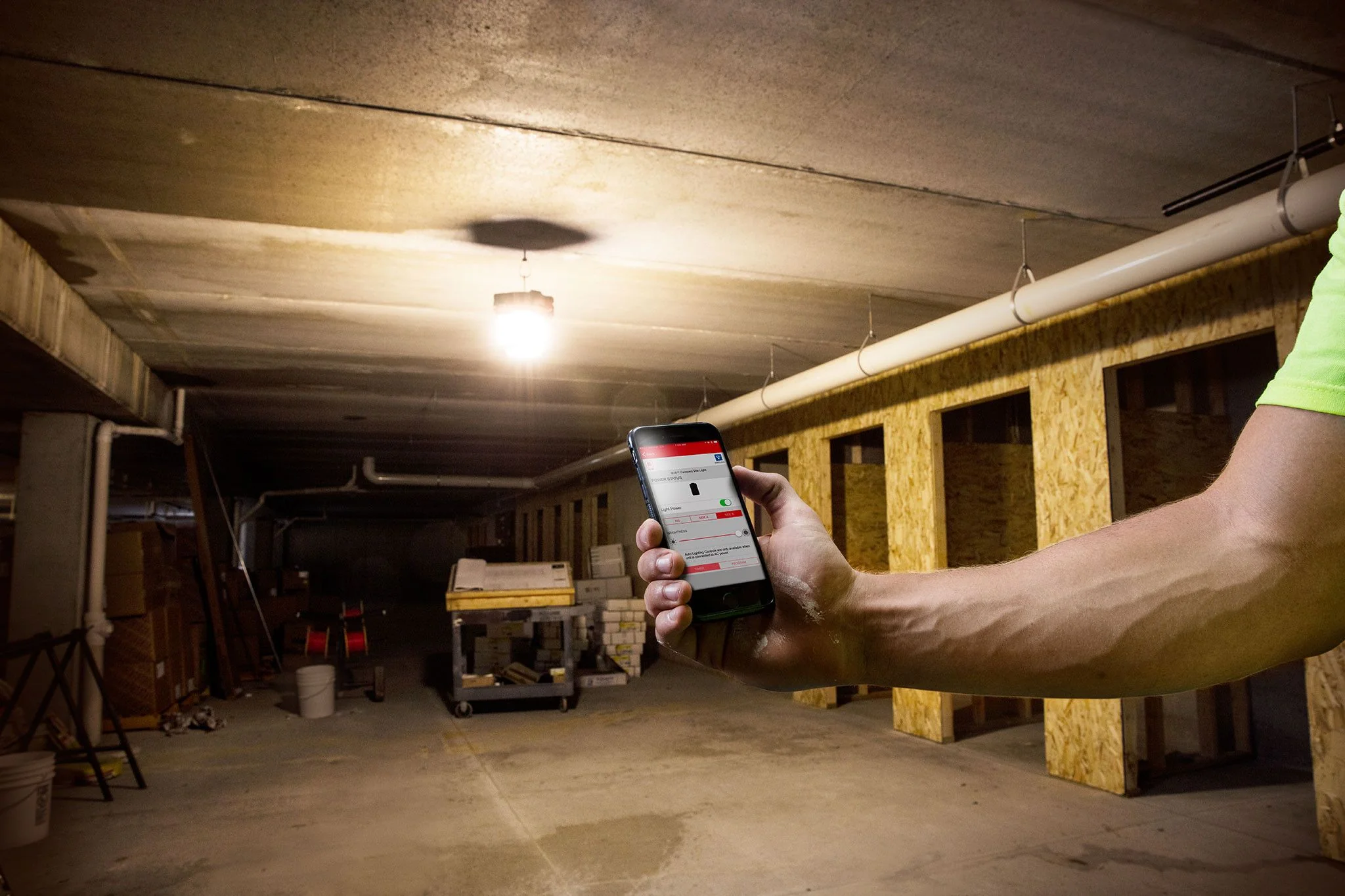 Milwaukee 2146-20, M18 Radius LED Compact Site Light W/One Key (Tool Only) - Image 5