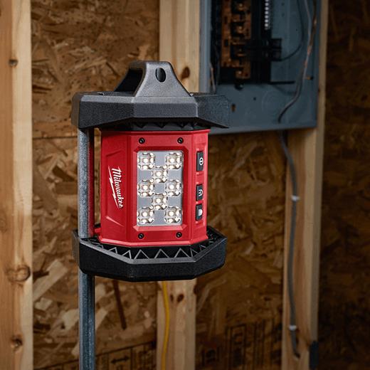 Milwaukee 2361-20, M18 LED Flood Light (Tool Only) - Image 3