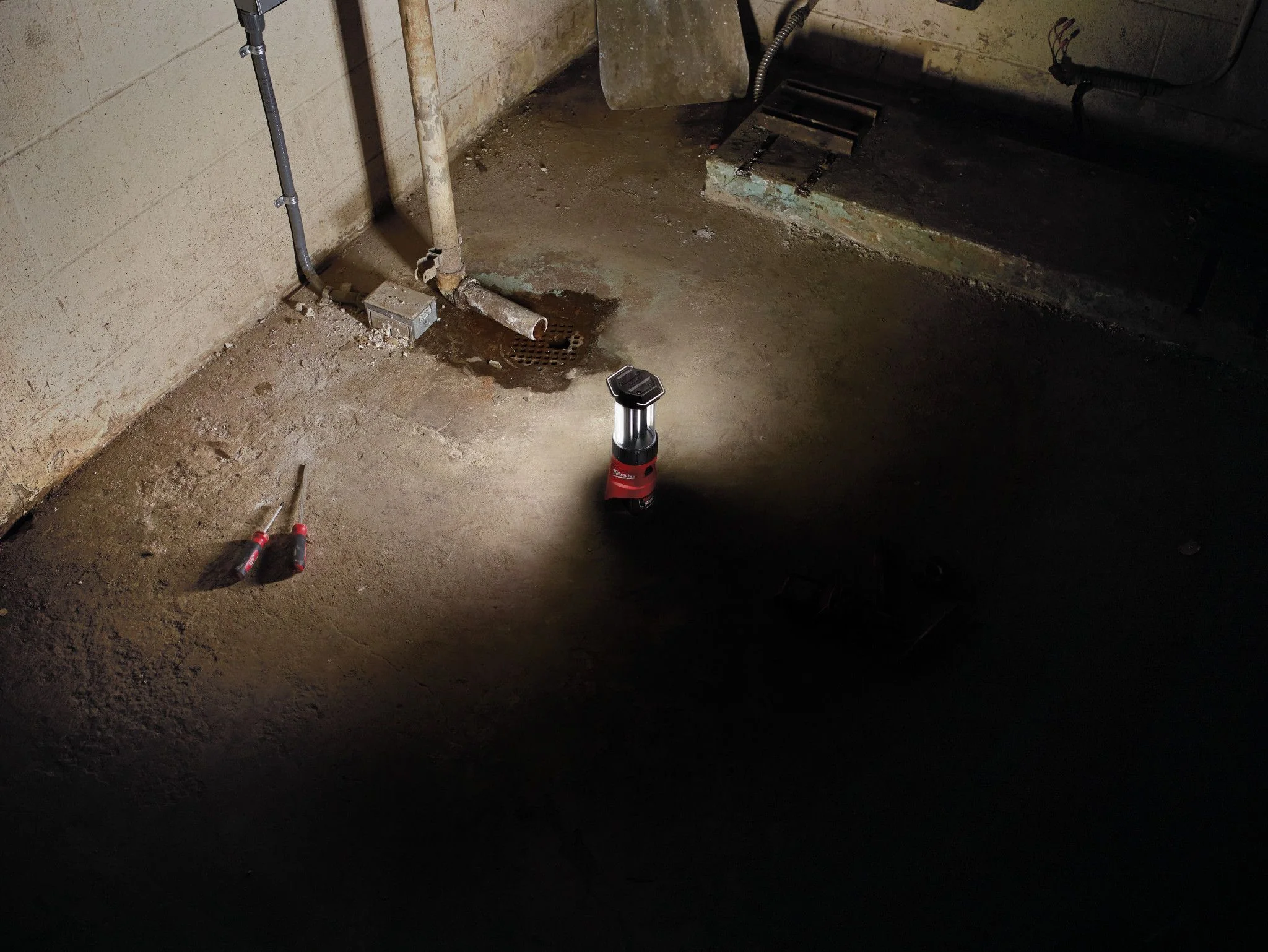 Milwaukee 2362-20, M12 LED Lantern/Flood Light (Tool Only) - Image 4
