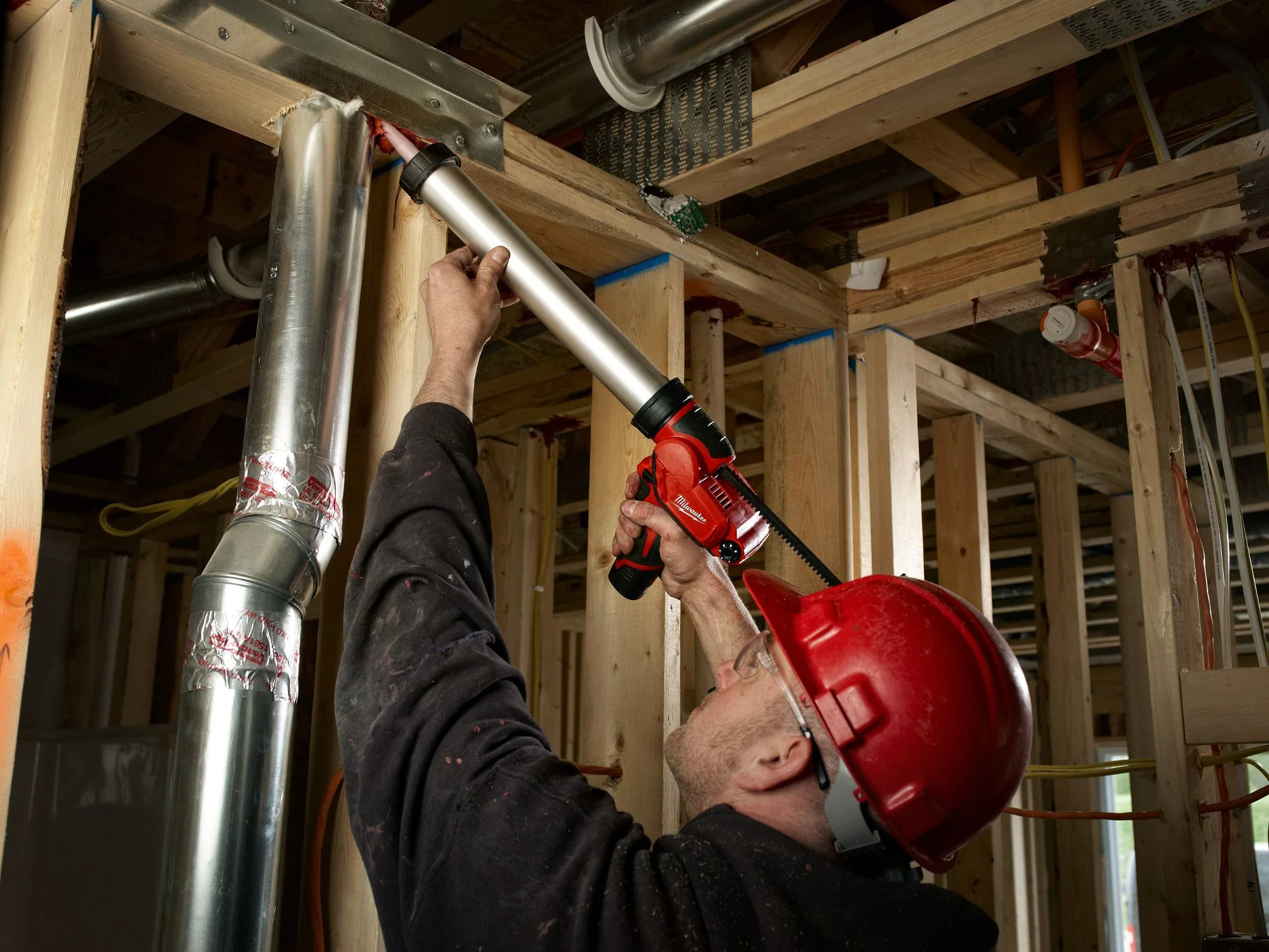 Milwaukee 2442-21, M12 Sausage Caulk Gun Kit - Image 4