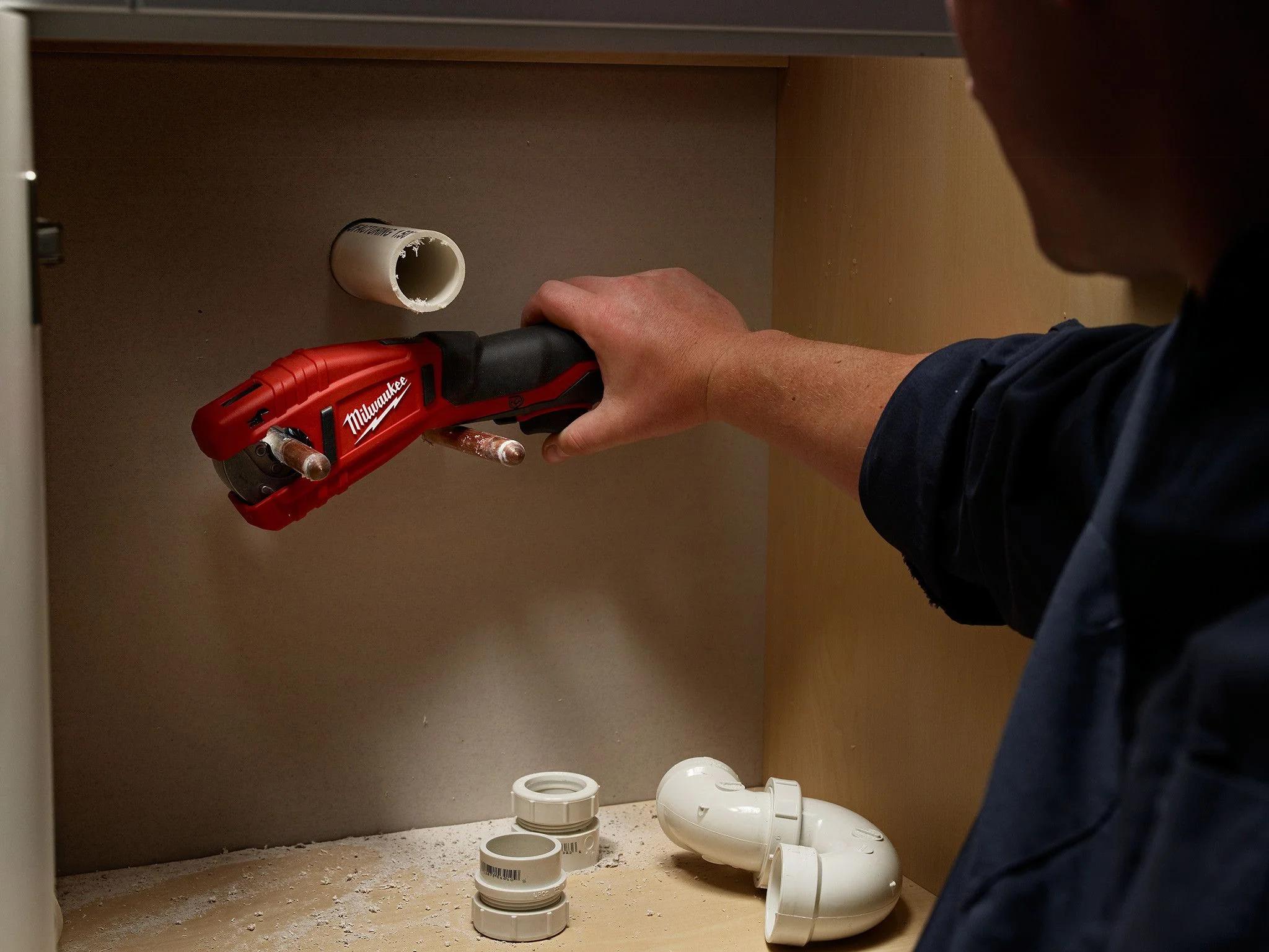 Milwaukee 2471-20, M12 Cordless Copper Tubing Cutter (Tool Only) - Image 3