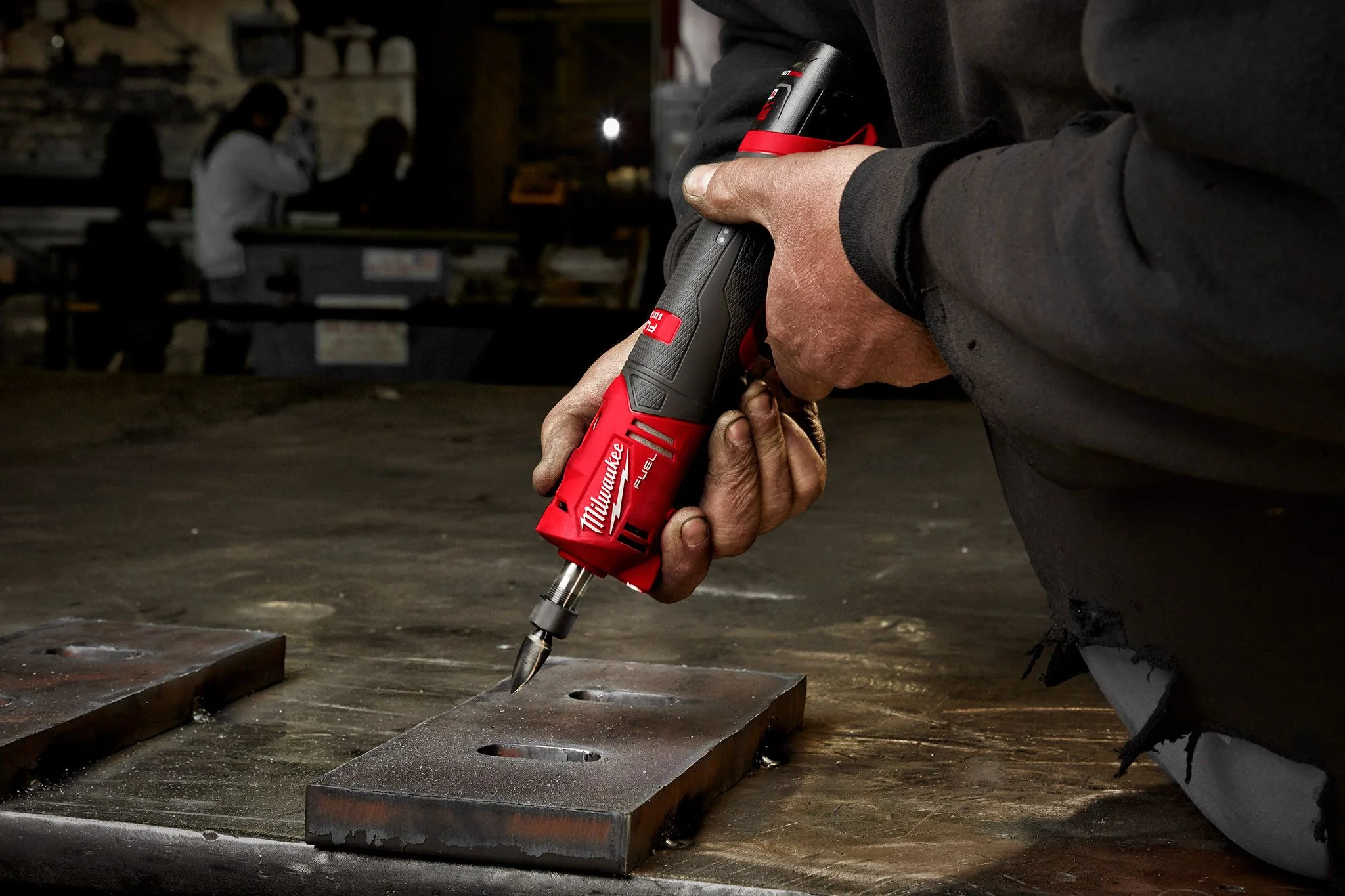 Milwaukee 2486-22, M12 FUEL 1/4" Straight Die Grinder Kit - Image 7