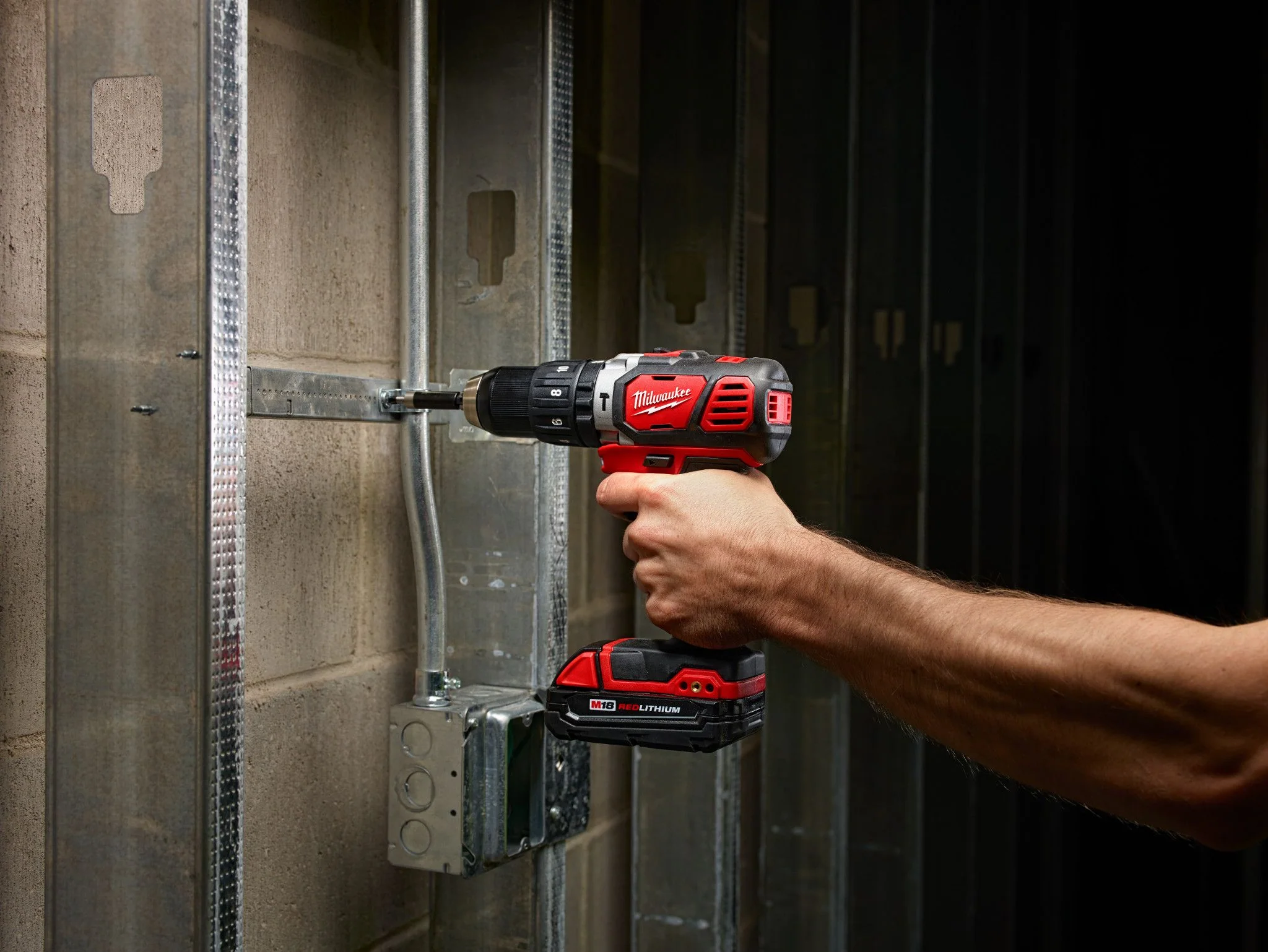 Milwaukee 2607-22CT, M18™ 1/2" Hammer Drill/Driver Kit - Image 3