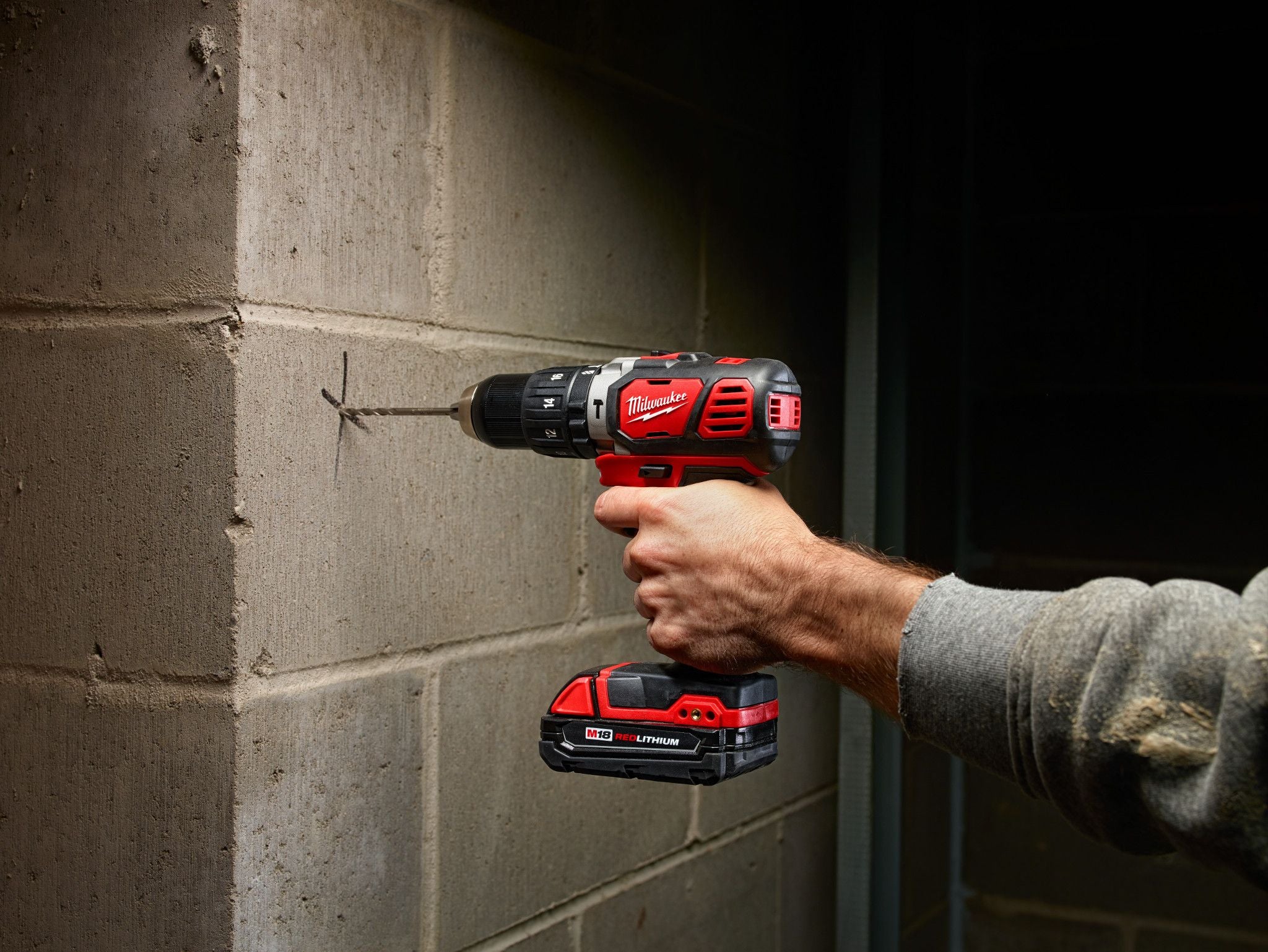Milwaukee 2607-22CT, M18™ 1/2" Hammer Drill/Driver Kit - Image 4
