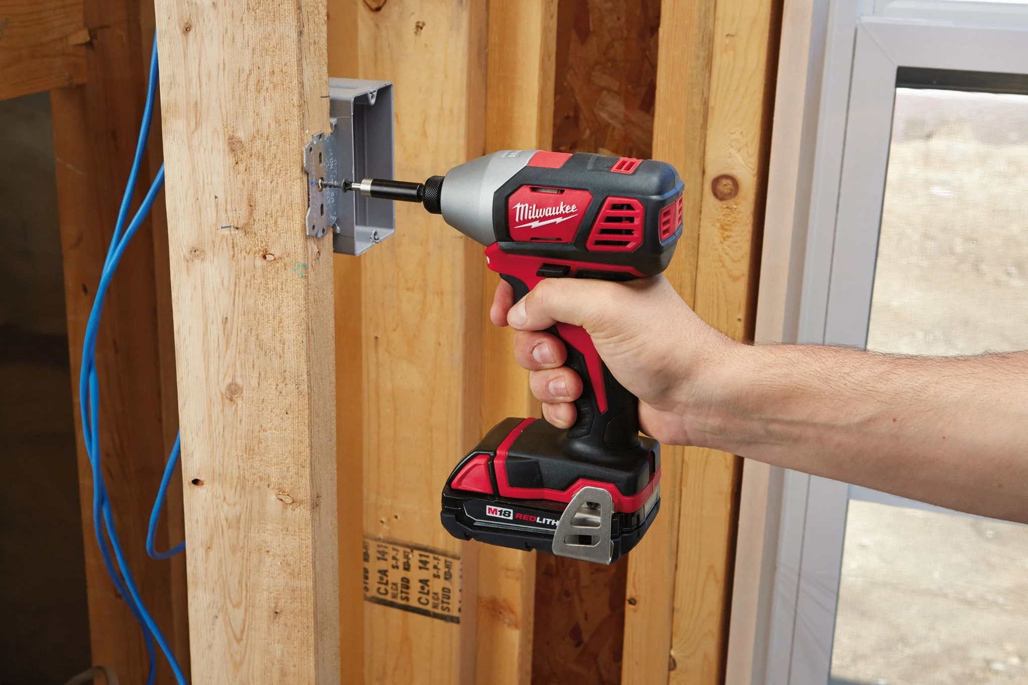 Milwaukee 2656-22CT, M18 1/4" HEX IMP DRIVER KIT - Image 5