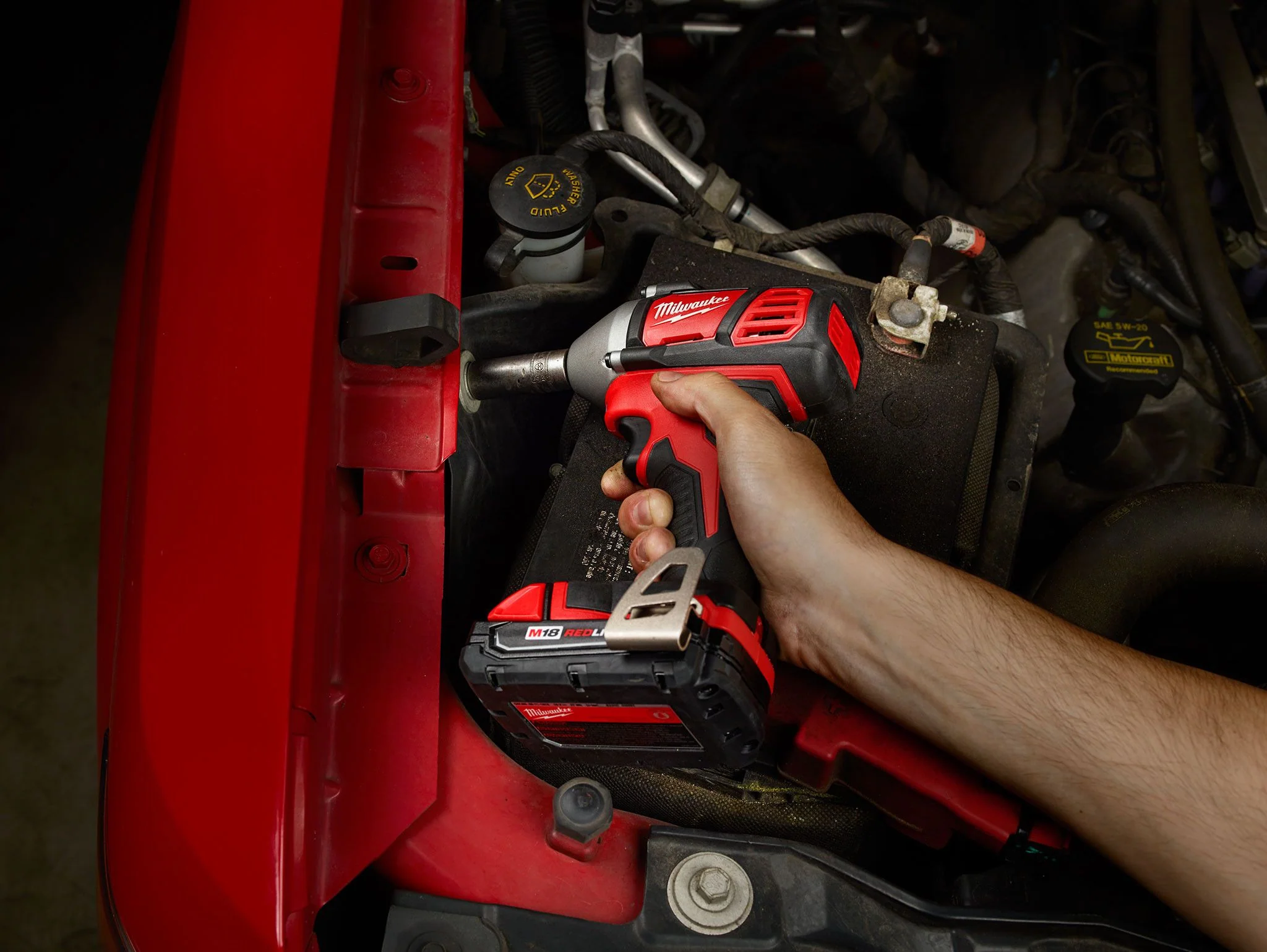 Milwaukee 2658-20, M18 3/8" Impact Wrench w/Friction Ring (Tool Only) - Image 4