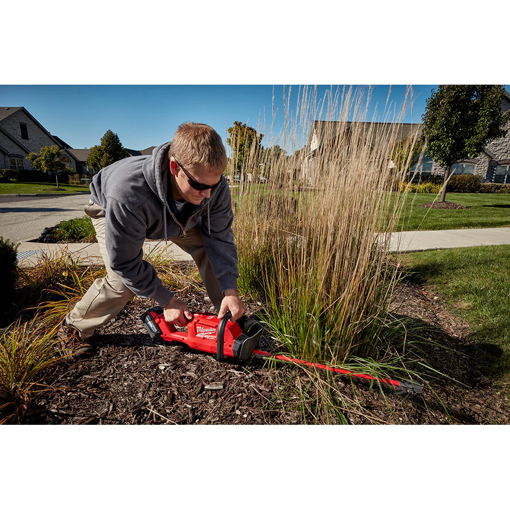 Milwaukee 2726-20, M18 FUEL™ 24" Hedge Trimmer (Tool Only) - Image 7