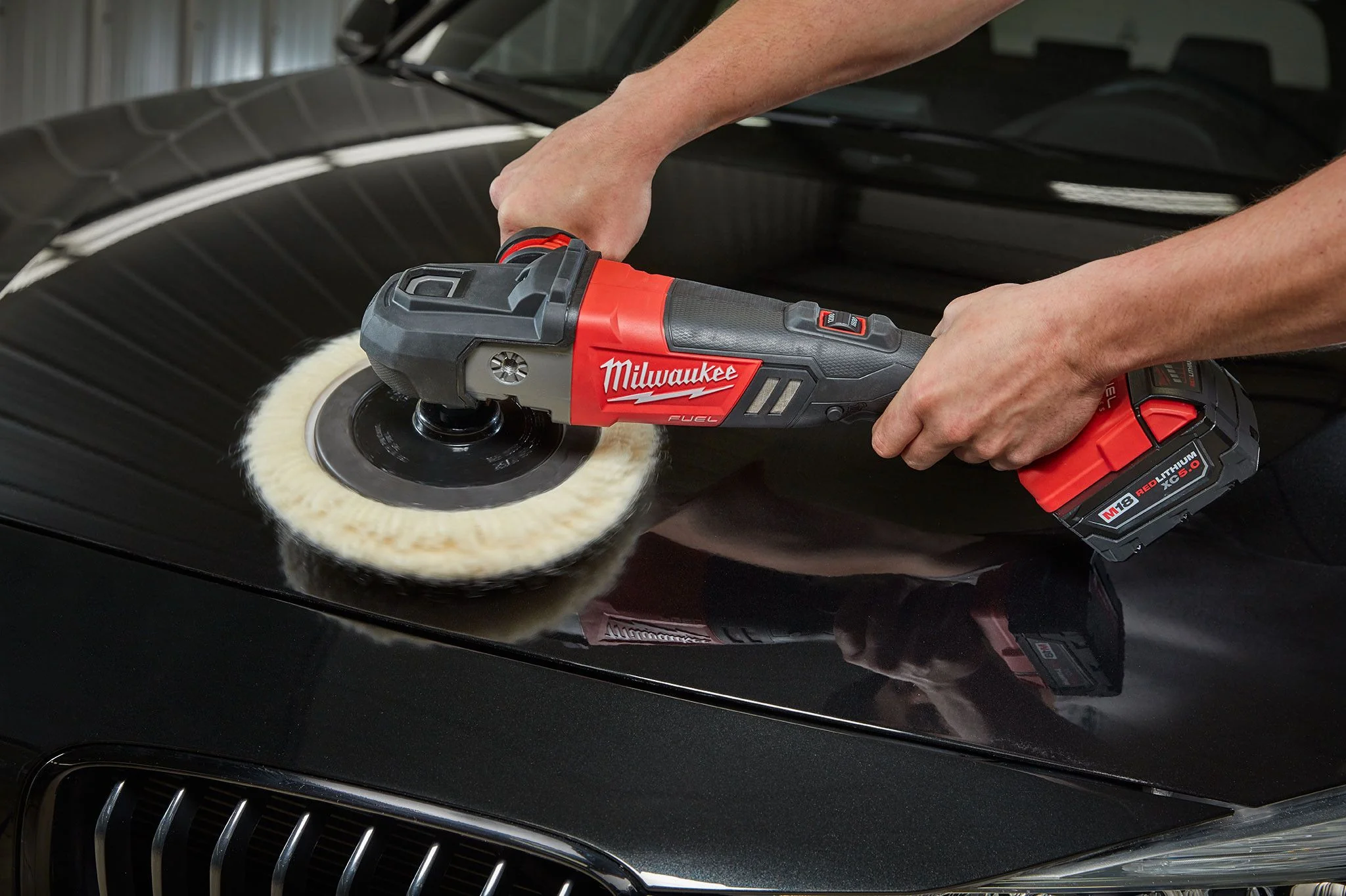 Milwaukee 2738-20, M18 FUEL 7" Variable Speed Polisher (Tool Only) - Image 8