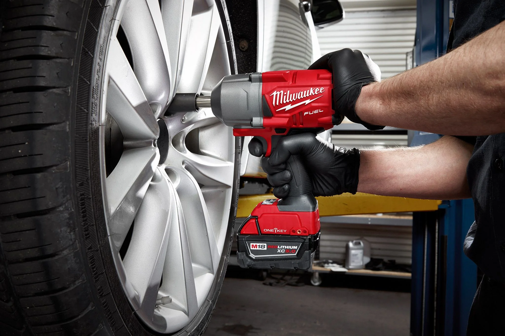Milwaukee 2769-20, M18 FUEL 1/2" Ext. Anvil Controlled Torque Impact Wrench w/ ONE-KEY (Tool Only) - Image 2