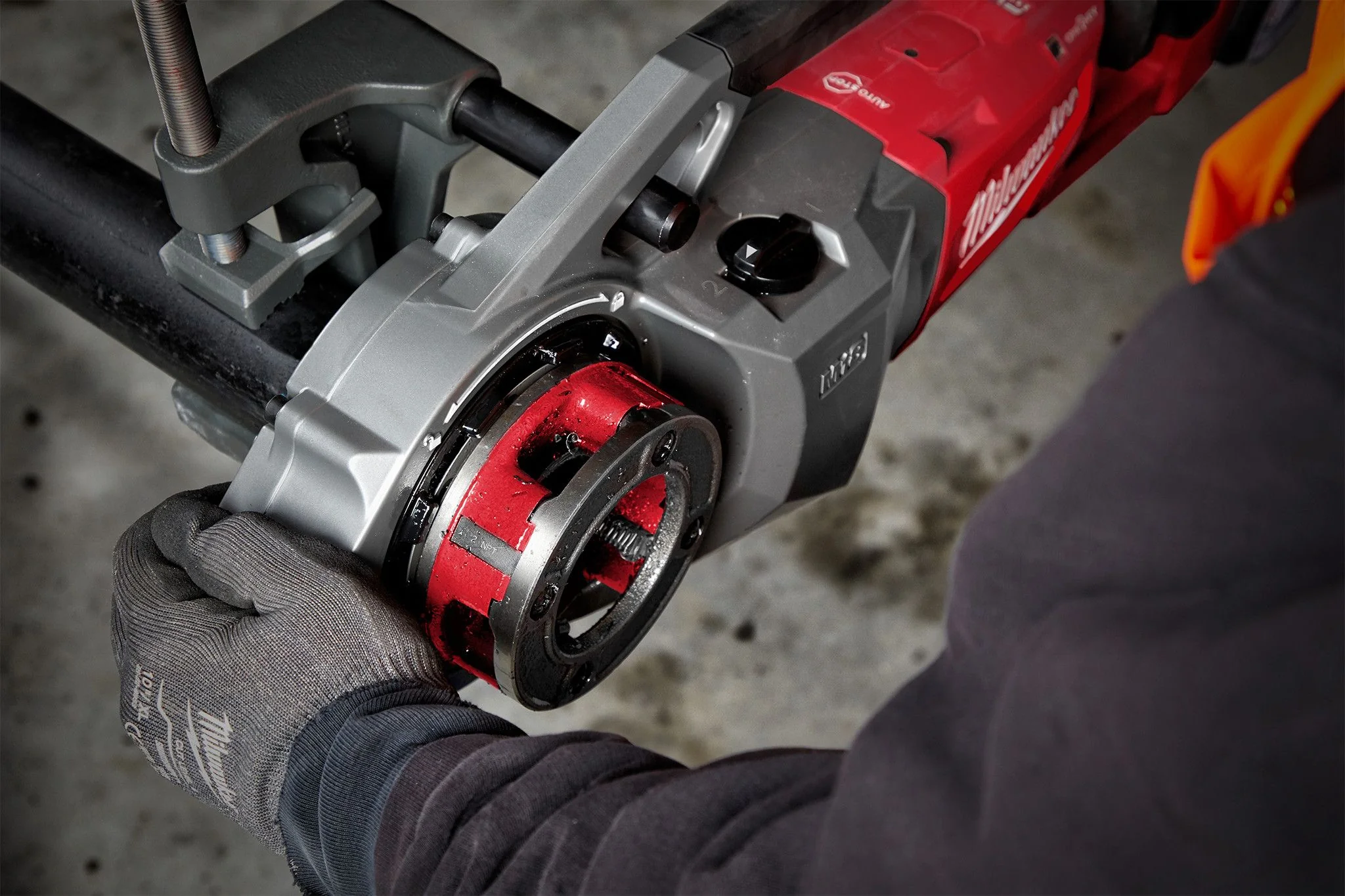 Milwaukee 2874-22HD, M18 FUEL Pipe Threader Kit w/ One-Key - Image 4