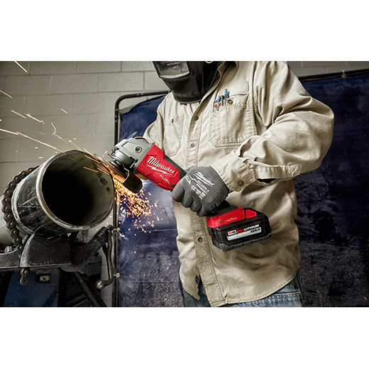 Milwaukee 2882-22, M18 FUEL 4-1/2″ / 5″ Braking Grinder Kit with ONE-KEY & Paddle Switch - Image 3