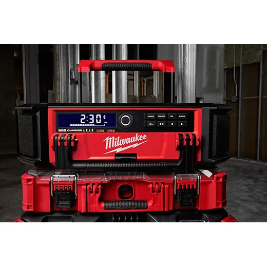 Milwaukee 2950-20, M18 PACKOUT Radio + Charger (Tool Only) - Image 15
