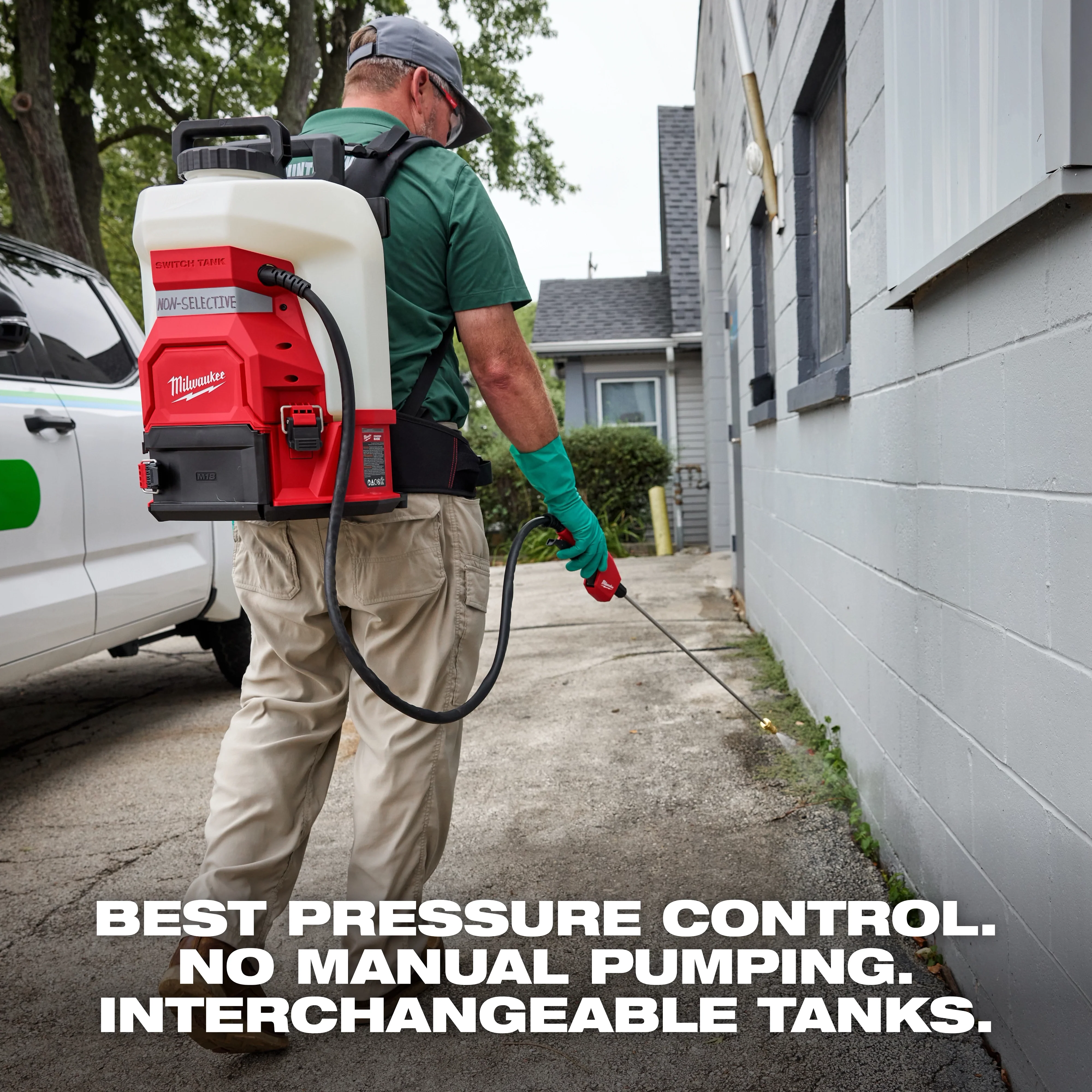 Milwaukee 3019-21PS, M18™ 4-Gallon Backpack Sprayer w/ SWITCH TANK™ (Kit) - Image 2