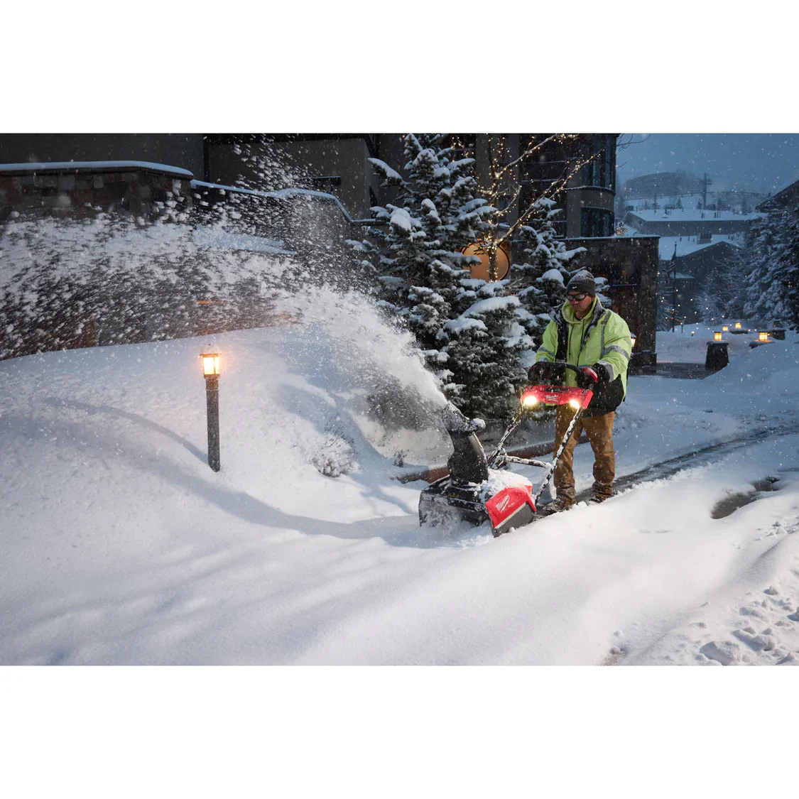Milwaukee 3036-22HD, M18 FUEL™ 21" Auger Propelled Dual Battery Single Stage Snow Blower Kit - Image 19